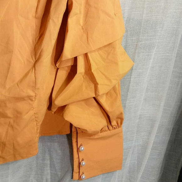 Dark Gold 18 centimeters NWT pearl button layered - Picture 3 of 4